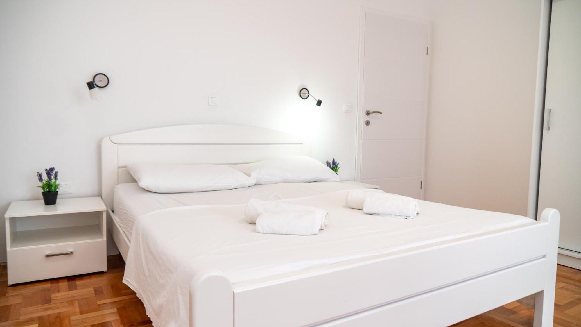 Calma Apartments Трогір Екстер'єр фото